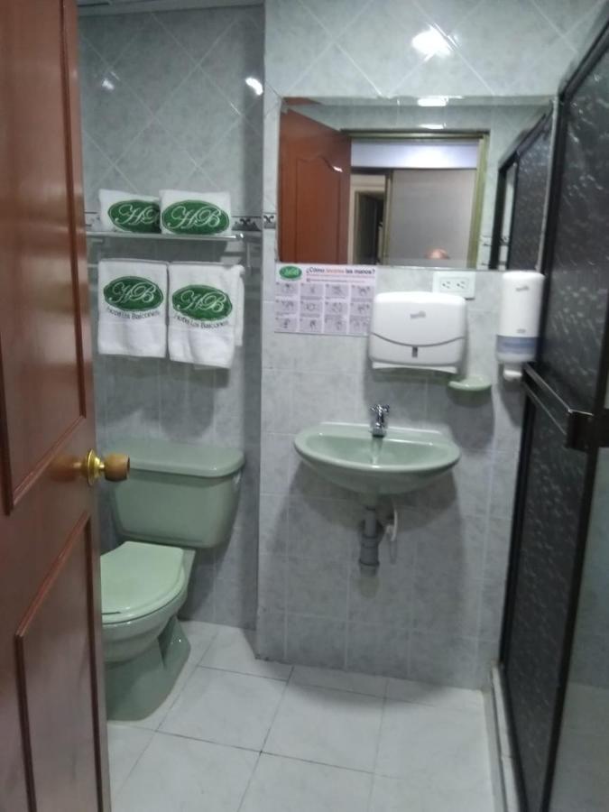 Hotel Los Balcones Bogotá Zewnętrze zdjęcie